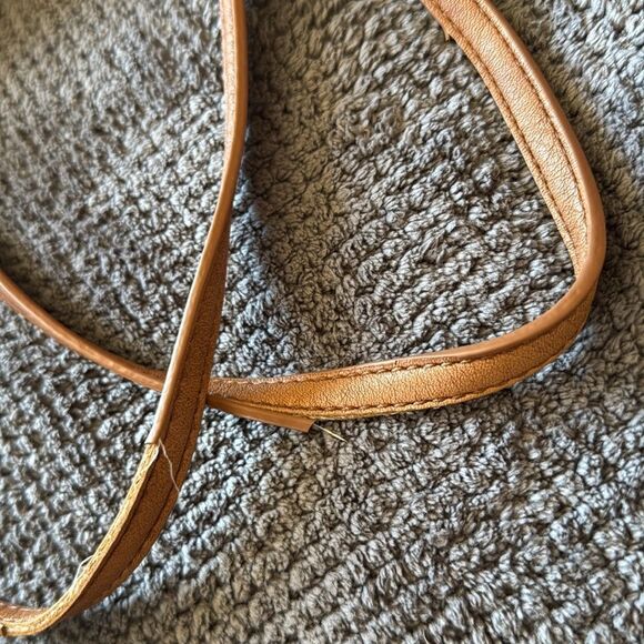 Urban Expressions‎ Brown Tote Bag Striped Interior Double Strap Buckle Detail - Picture 6 of 16